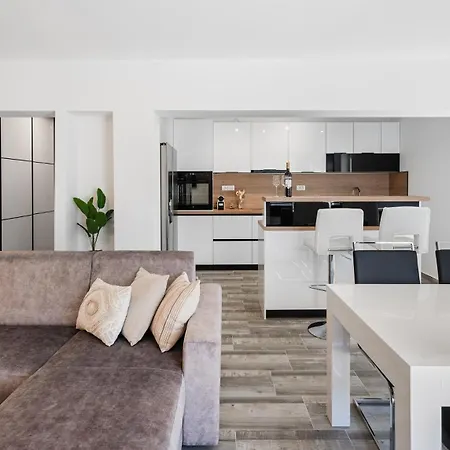 Giovannina Split Apartment